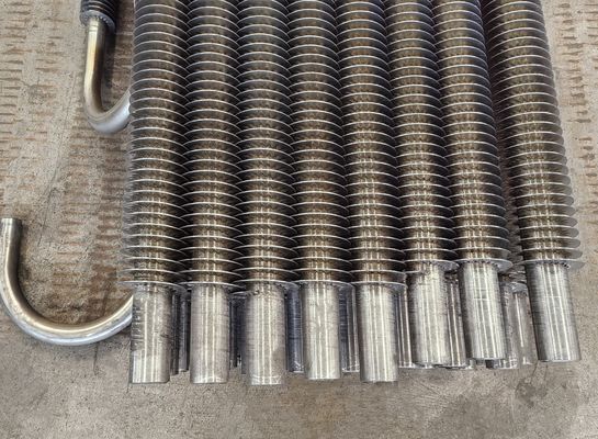 Anticorrosive Boiler Steel Karbon Spiral Fined Tubes Untuk Air Preheaters