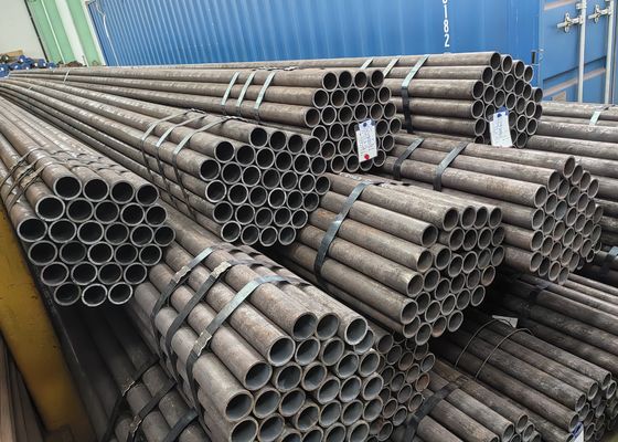 ASME Karat tahan korosi Kabon Steel Seamless Boiler Tubes Untuk Panas Exchanger