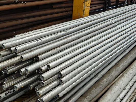 ASTM A192 Hitam - Dicat Tekanan Tinggi - Tabung Boiler Tanpa Jajar Untuk Penggunaan Industri