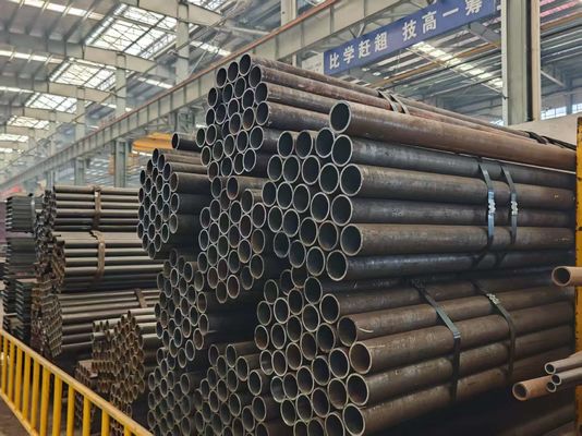 Pipa Boiler Baja Karbon Kelas Industri dengan Panjang dan Ketebalan Dinding yang Disesuaikan untuk Aplikasi Suhu Tinggi
