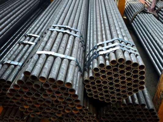 Tabung Boiler Seamless Baja Karbon ASTM A106 DIN17175