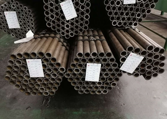 Medium Carbon Steel Seamless Tube / Industri Logam Cs Pipa Galvanis