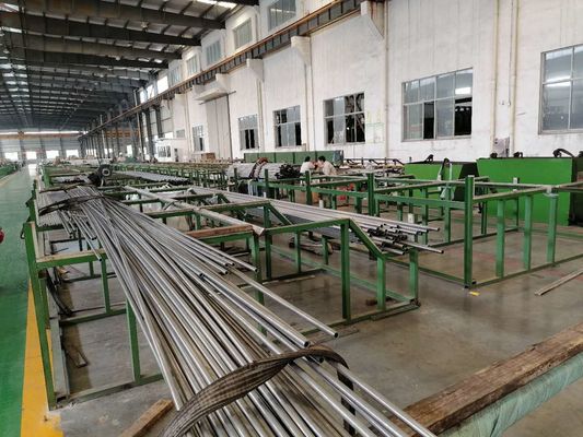 Astm A335 P5 P9 Alloy Cs Carbon Steel Welded Tube Besar Kecil Atau Diameter