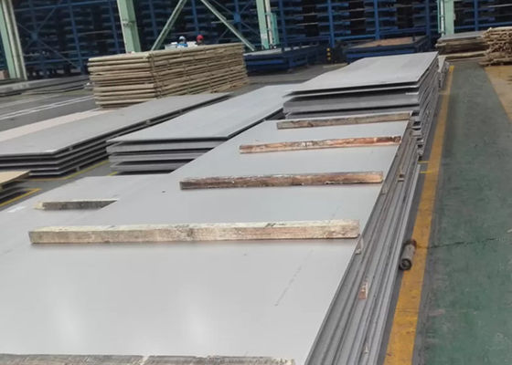 Cold Rolled, Hot Rolled Alloy Steel Sheet, Permukaan Hitam Digiling Mesin Untuk Kapal