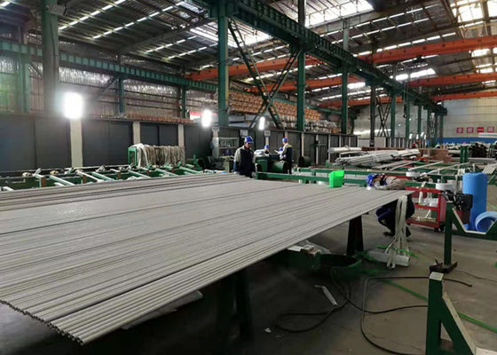 OD 1/8 "ketebalan 0.1mm ASME Stainless Steel Seamless Pipe 100% ET DT untuk boiler