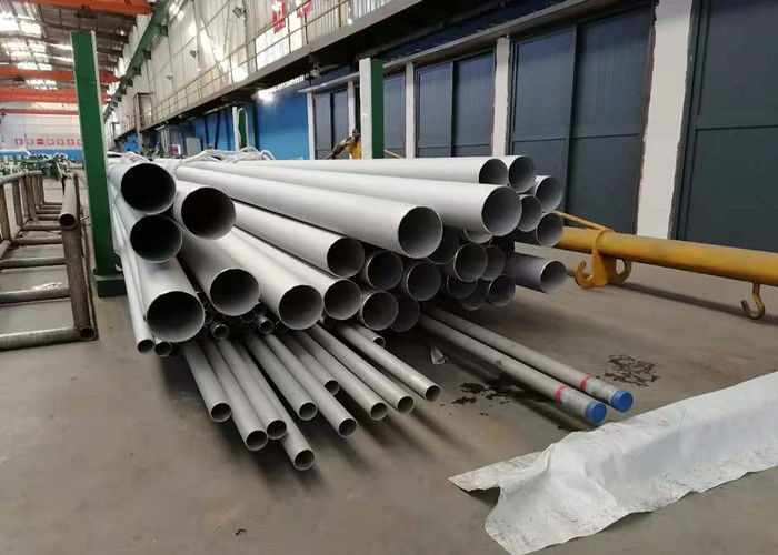 SA213 T11 Alloy Steel Seamless Tube Untuk Boiler Dan Heat Exchanger, panjang 6M