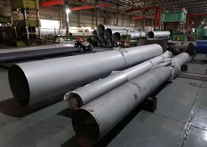 Finishing Anil ASME SA178 Erw Carbon Steel Pipe untuk boiler & exchanger dengan stok